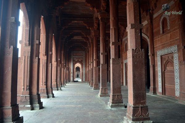 Buland Darwaza