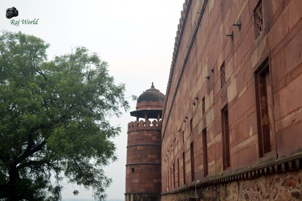 Buland Darwaza