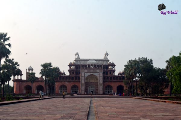 Tomb of Akbar