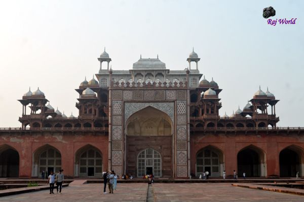 Tomb of Akbar