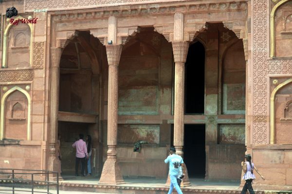 Jahangir Palace