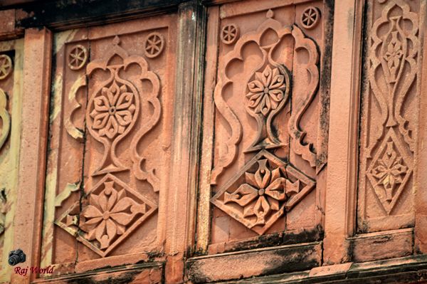 Jahangir Palace